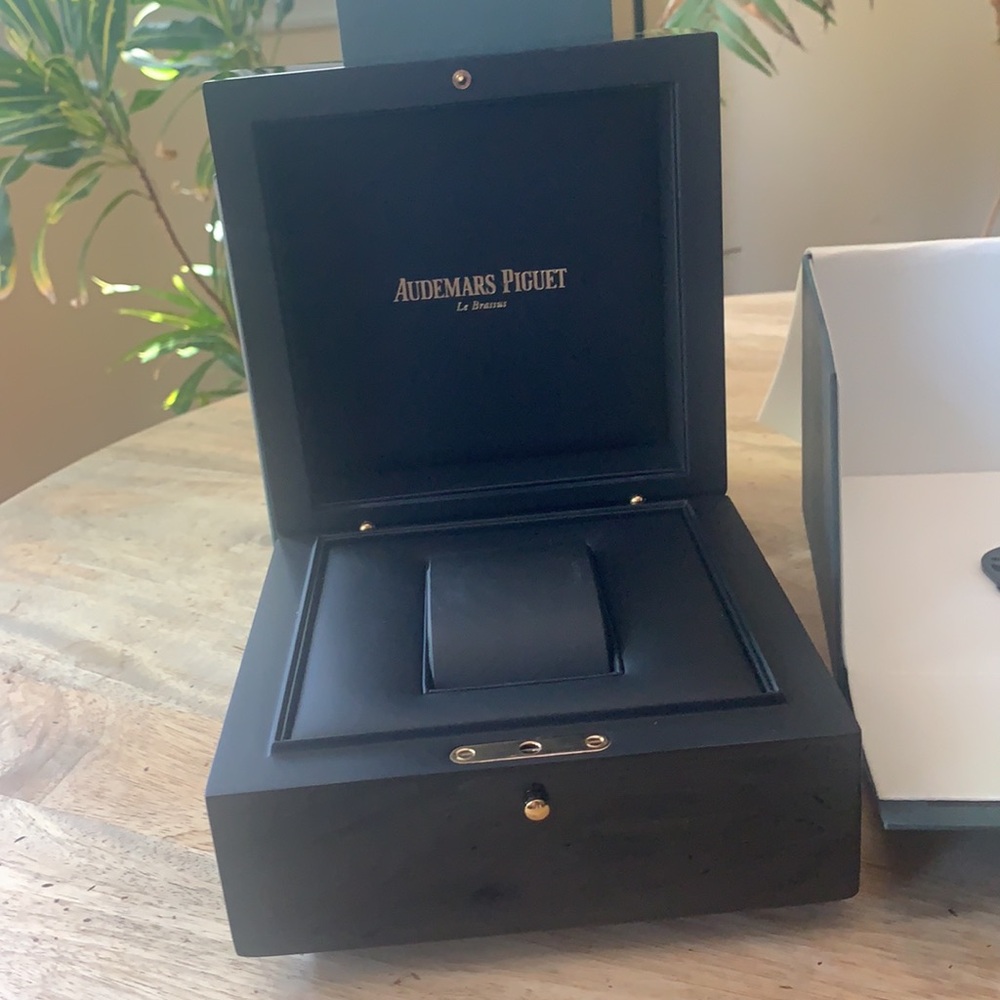 AUDEMARS PIGUET Le Brassus Gift Box Set - - Picture 6 of 16